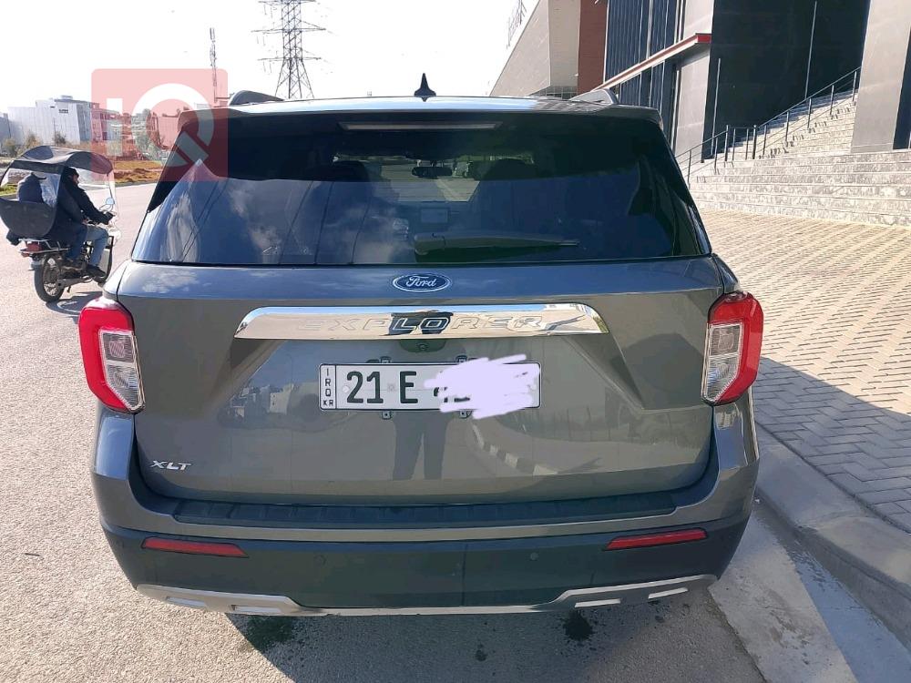 Ford Explorer